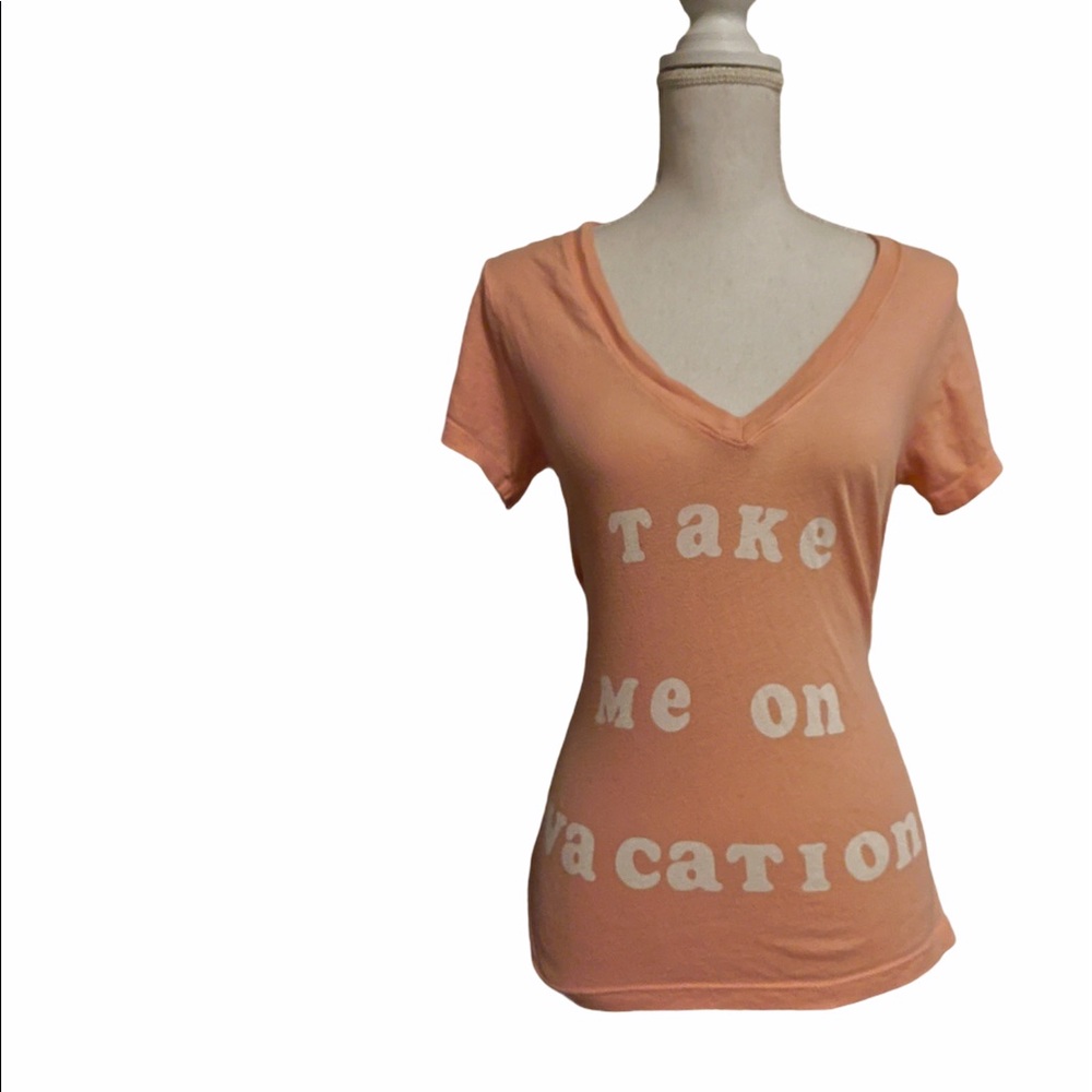 WILDFOX - V Neck -Take Me On Vacation Short Sleeve